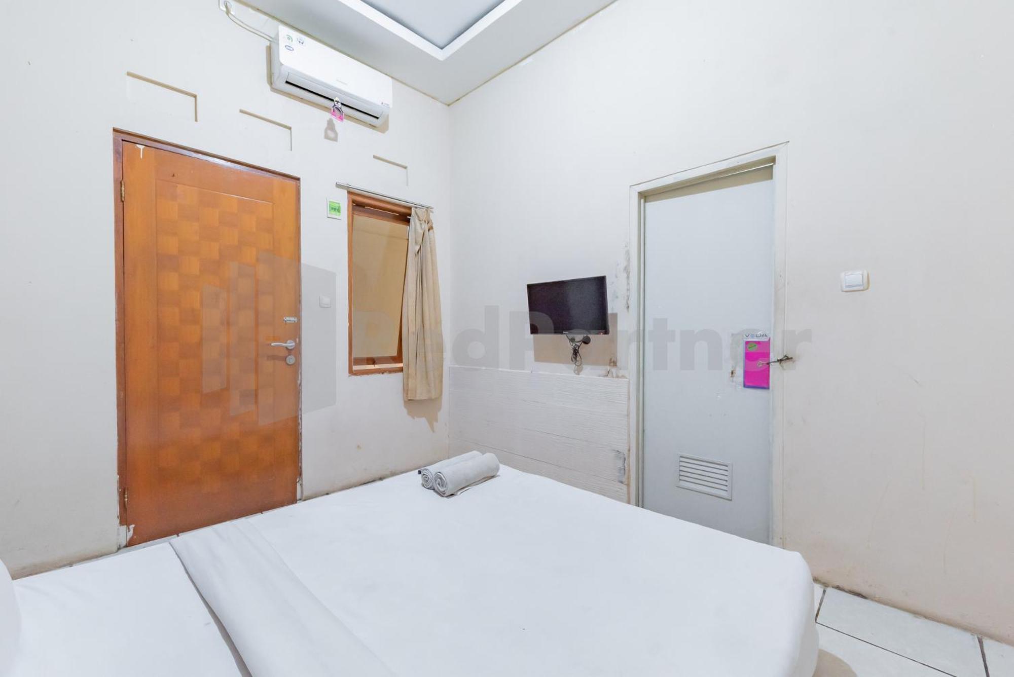 Wisma Alamanda Near Terminal Cicaheum Redpartner Bandung Exterior photo